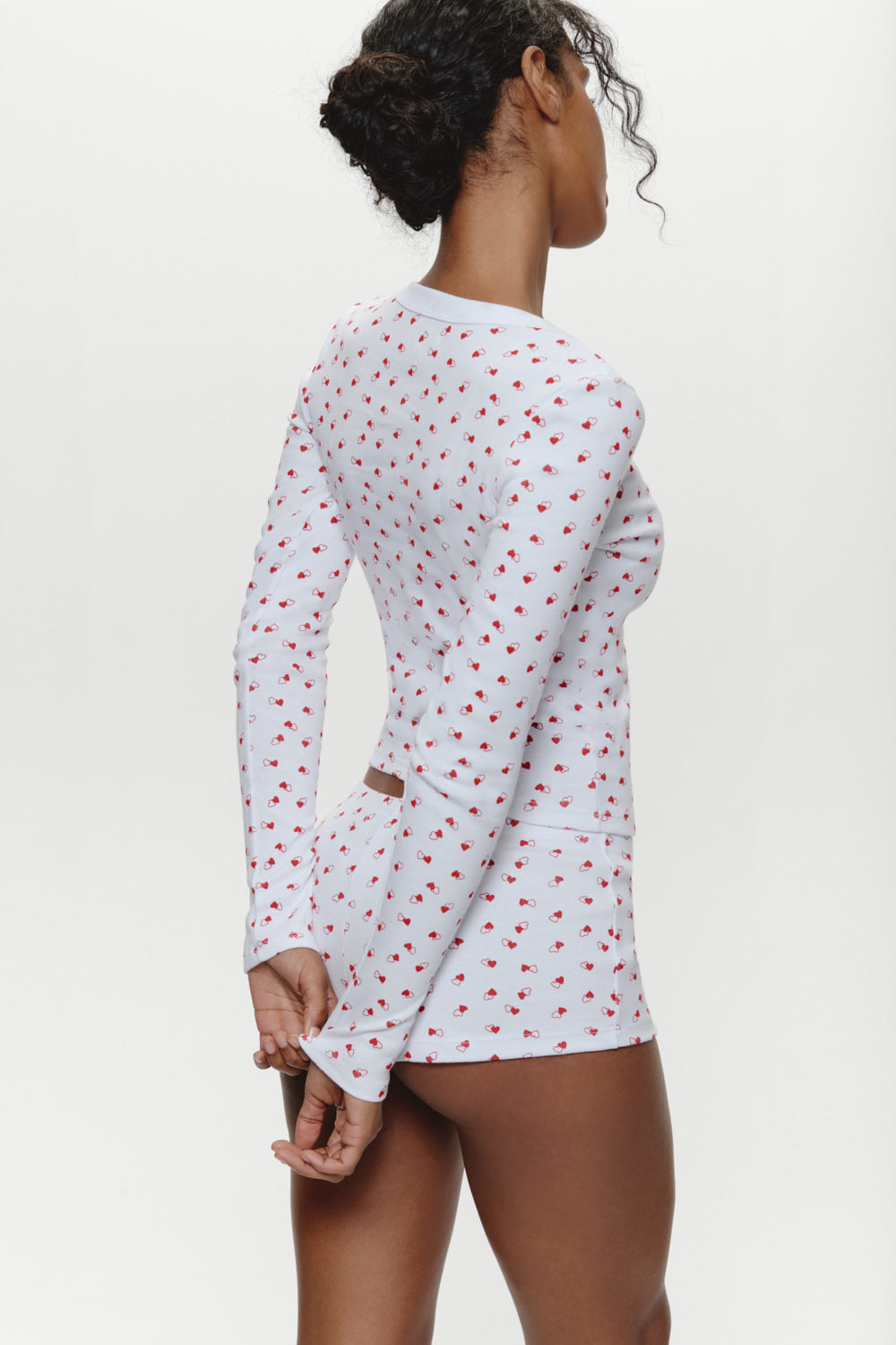 Amora Henley Shirt - Sunday Love